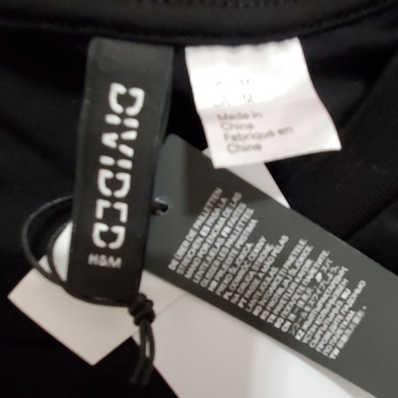 H & M  Divided black reversible sequin top NYC med & lrg. - Picture 5 of 8